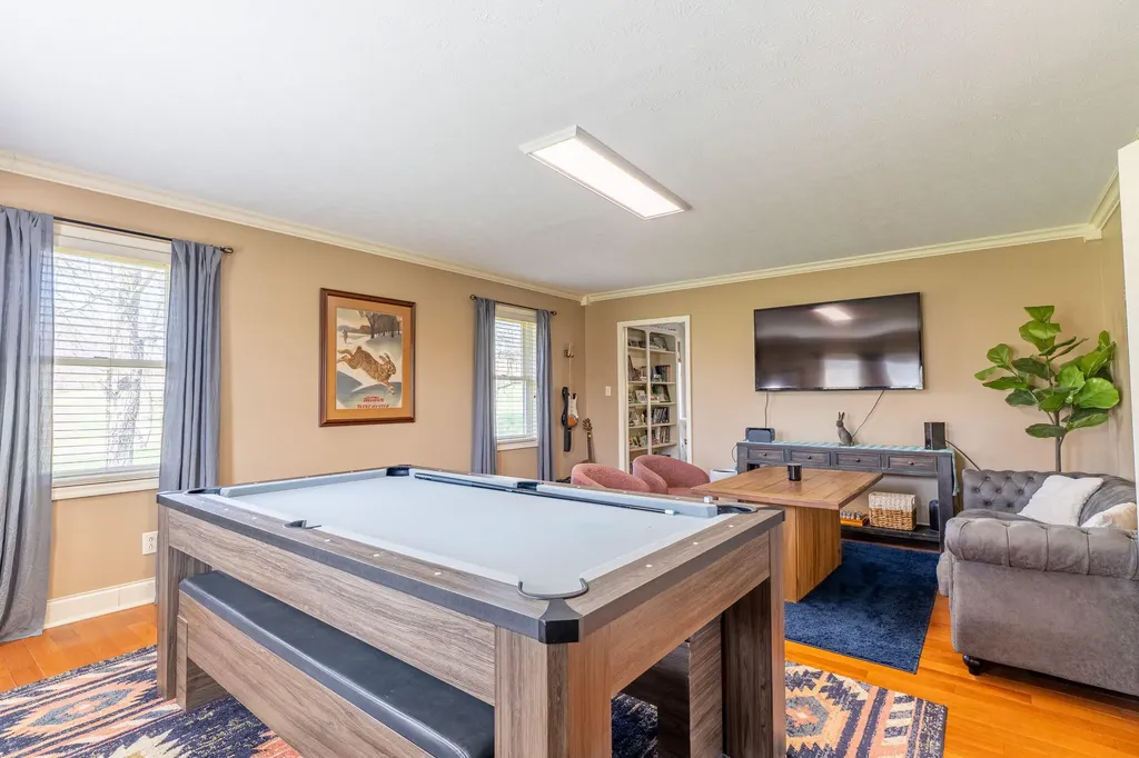 324 Little Creek Road Somerset KY 42503