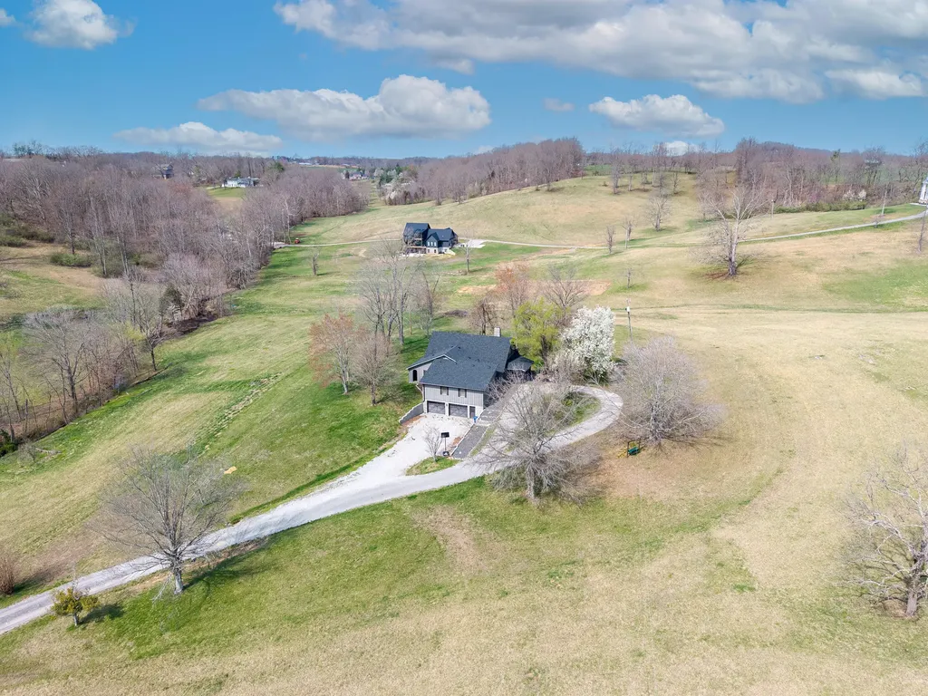 324 Little Creek Road Somerset KY 42503