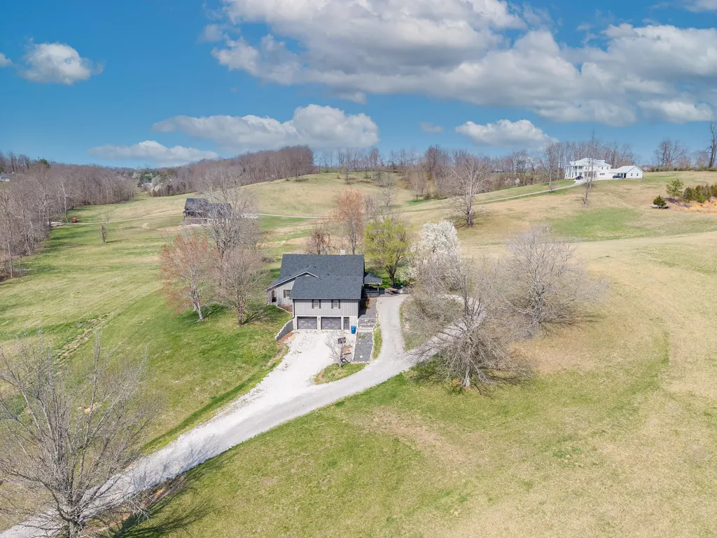 324 Little Creek Road Somerset KY 42503
