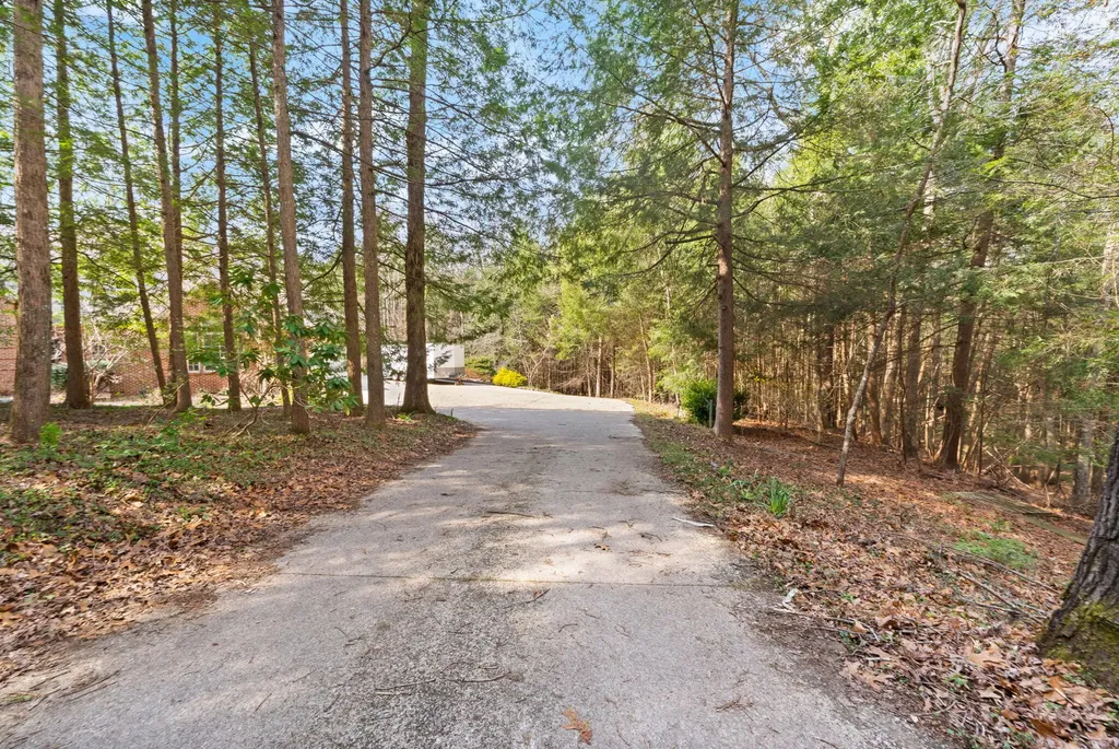 1917 Mallard Drive London KY 40741
