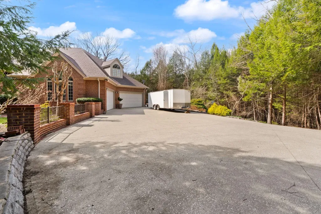 1917 Mallard Drive London KY 40741