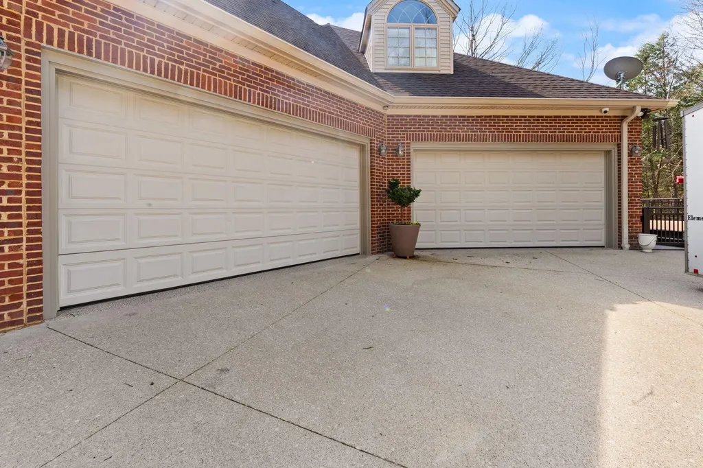1917 Mallard Drive London KY 40741