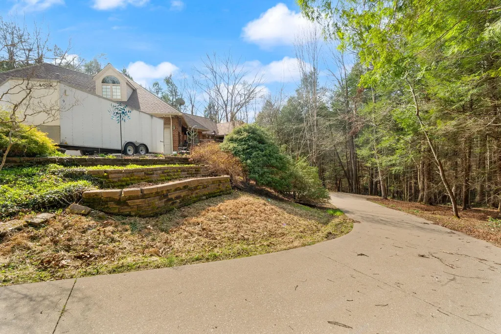 1917 Mallard Drive London KY 40741