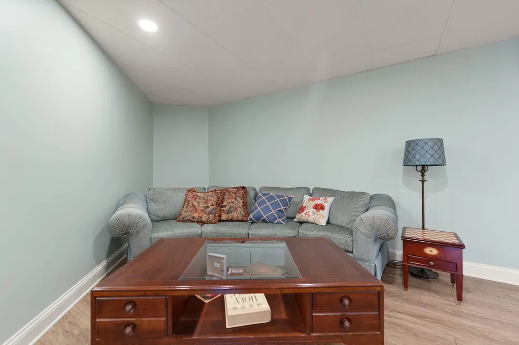 1917 Mallard Drive London KY 40741