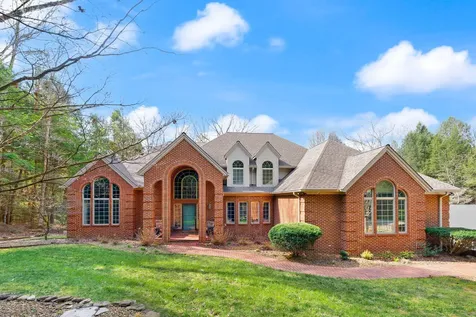1917 Mallard Drive London KY 40741
