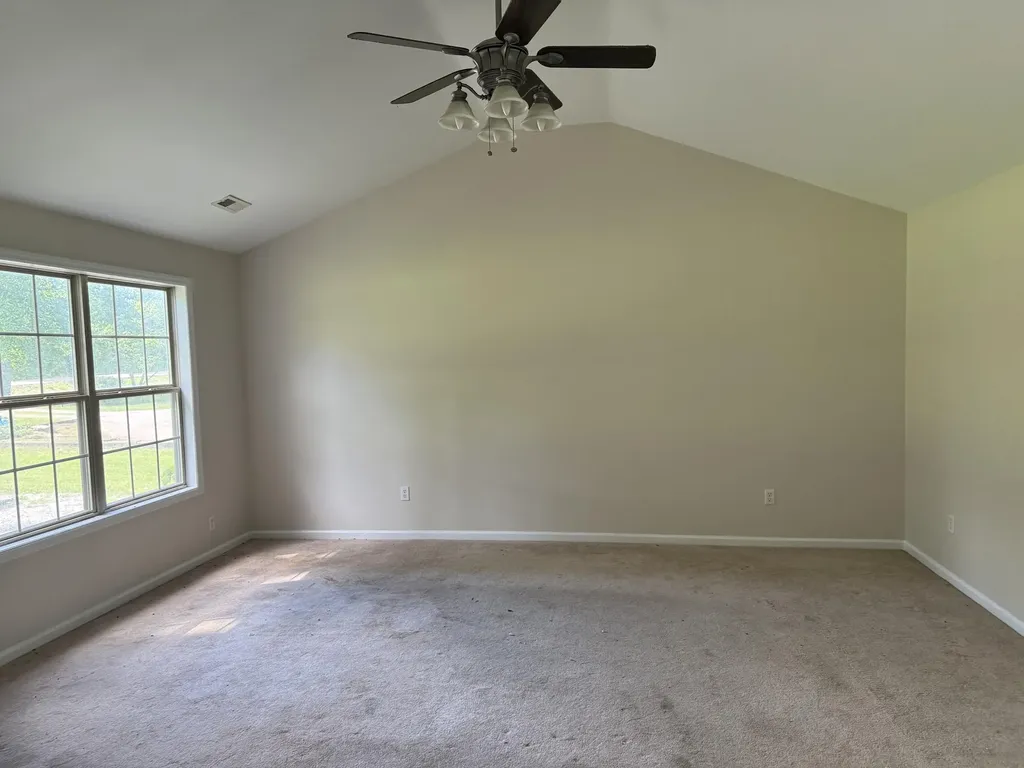 725 Muddy Creek S. Road Berea KY 40403