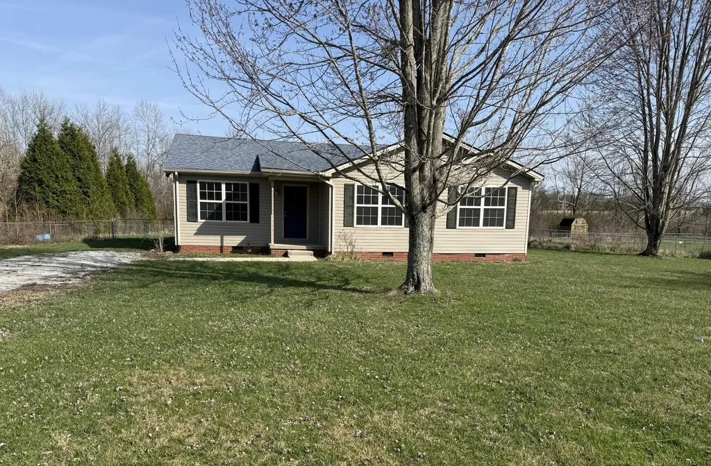 725 Muddy Creek S. Road Berea KY 40403
