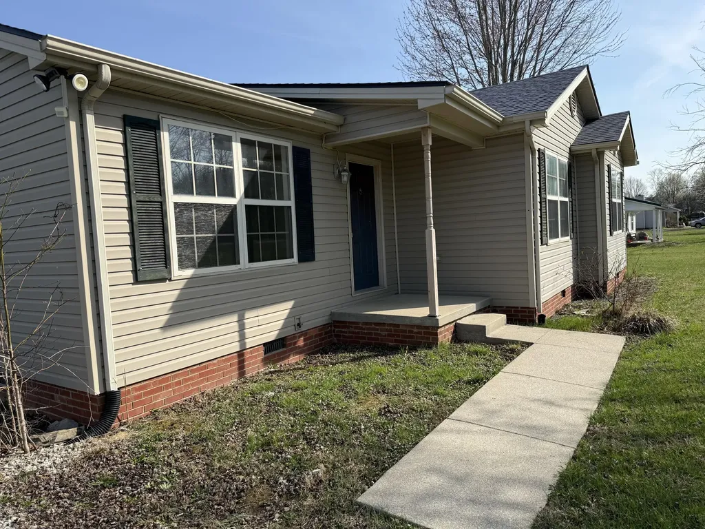 725 Muddy Creek S. Road Berea KY 40403