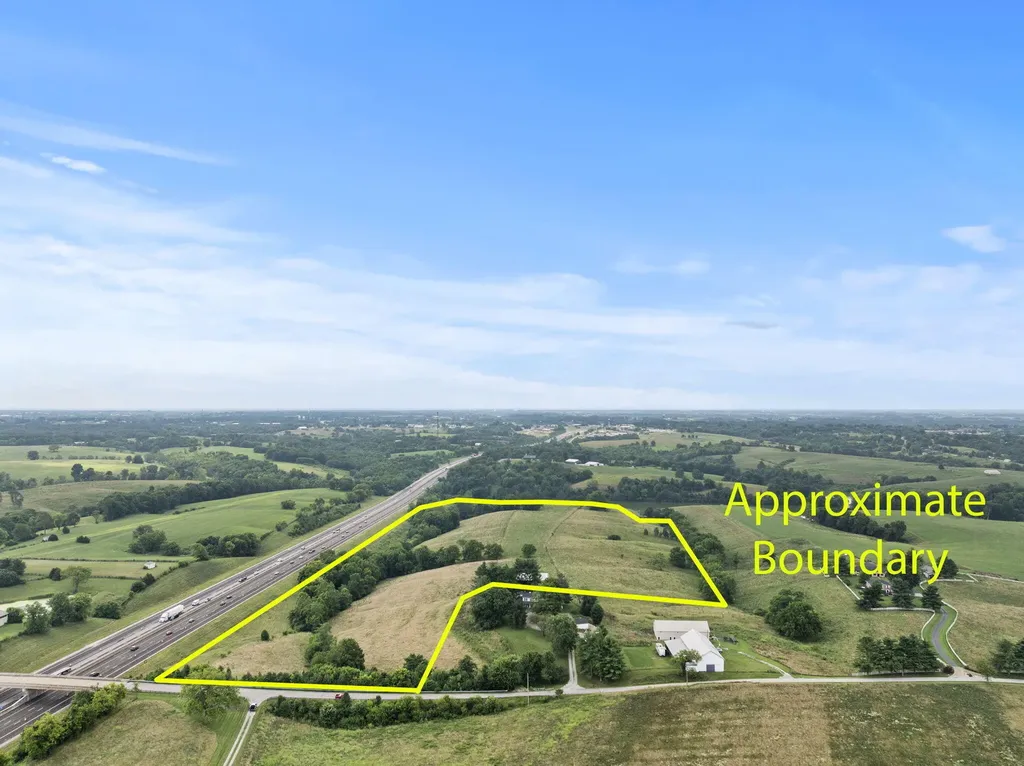 1050 Bannister Pike Dry Ridge KY 41035