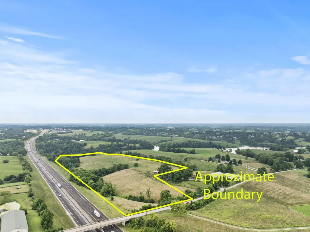 1050 Bannister Pike Dry Ridge KY 41035