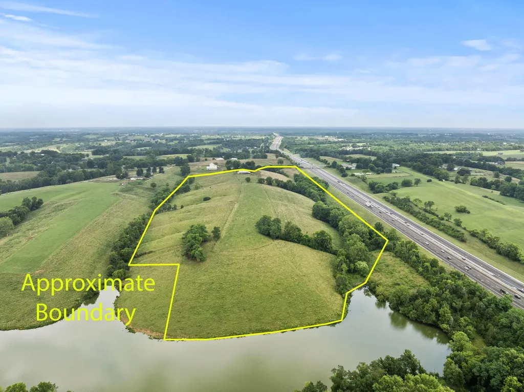 1050 Bannister Pike Dry Ridge KY 41035