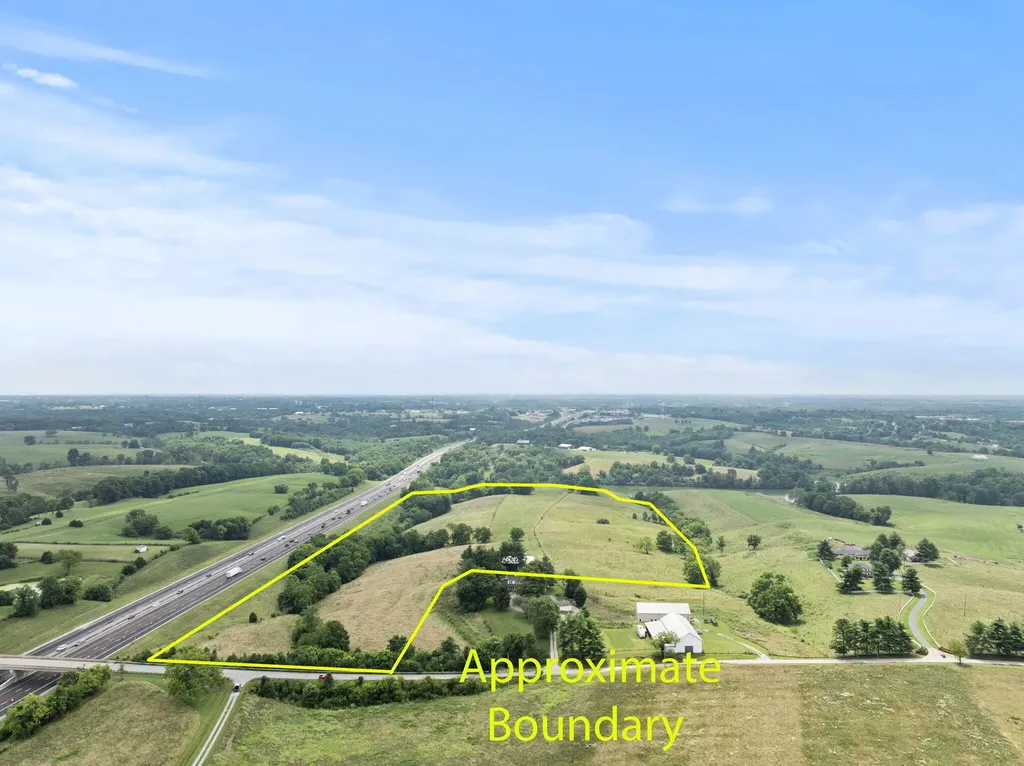 1050 Bannister Pike Dry Ridge KY 41035