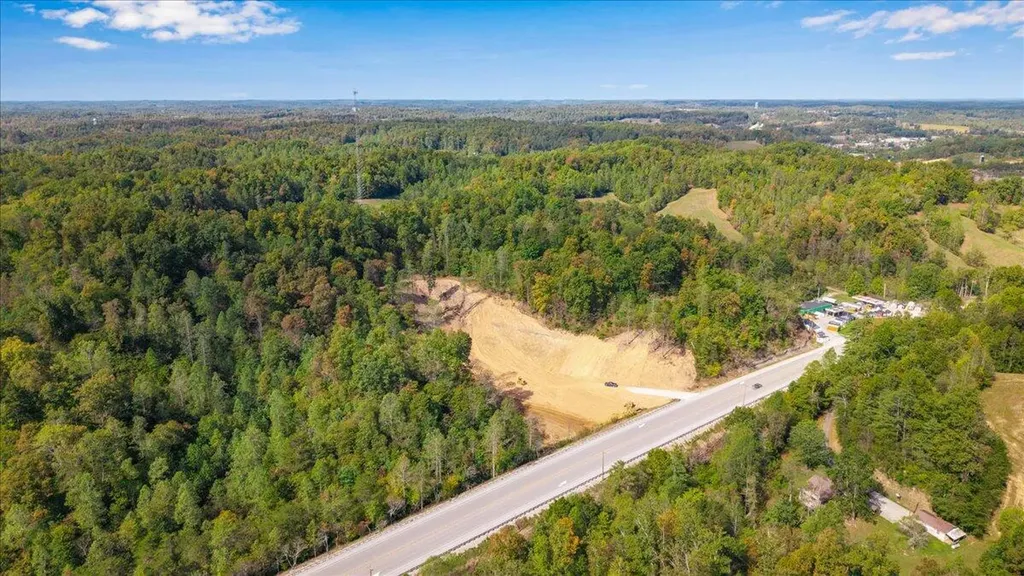 9999 Ky-15 Campton KY 41301