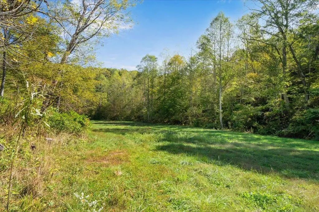 9999 Ky-15 Campton KY 41301