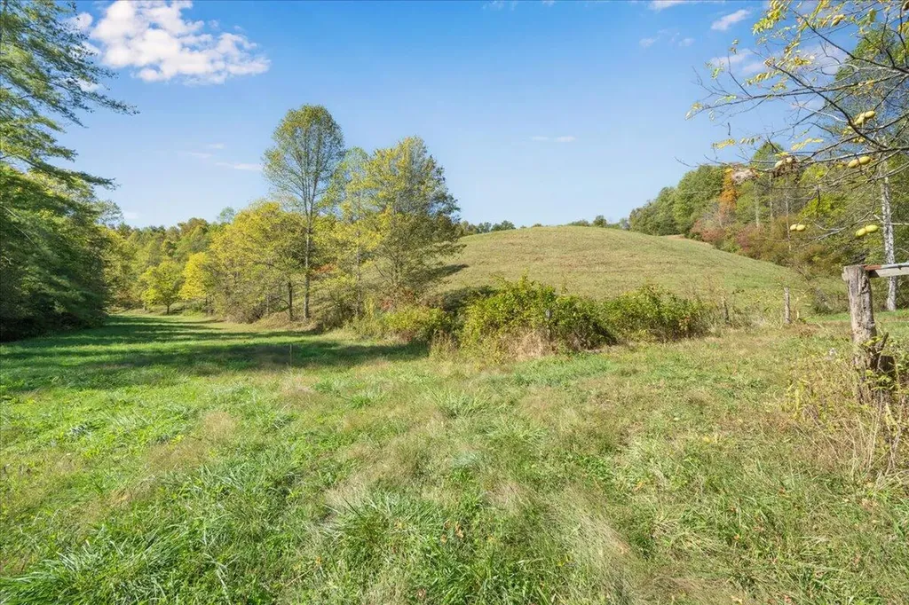 9999 Ky-15 Campton KY 41301