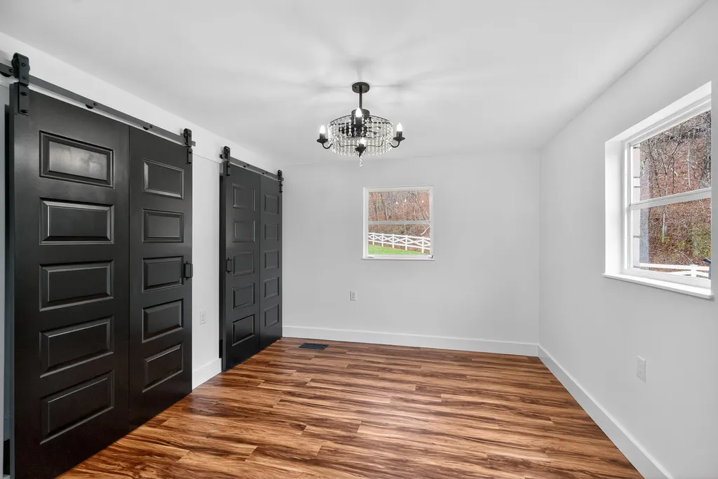 8076 Ky-638 Manchester KY 40962