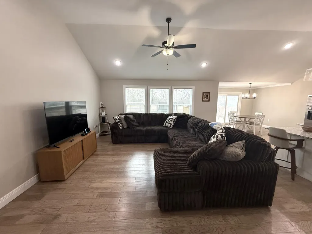 174 Lone Oak Drive Somerset KY 42503