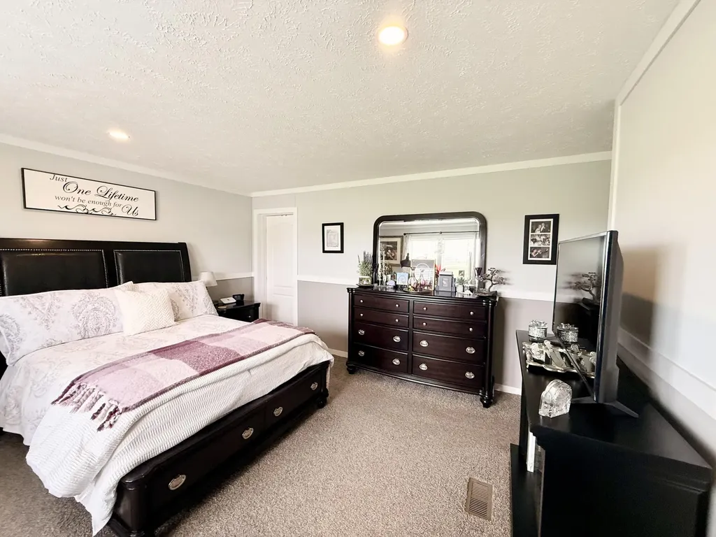 7241 Ky-49 Liberty KY 42539