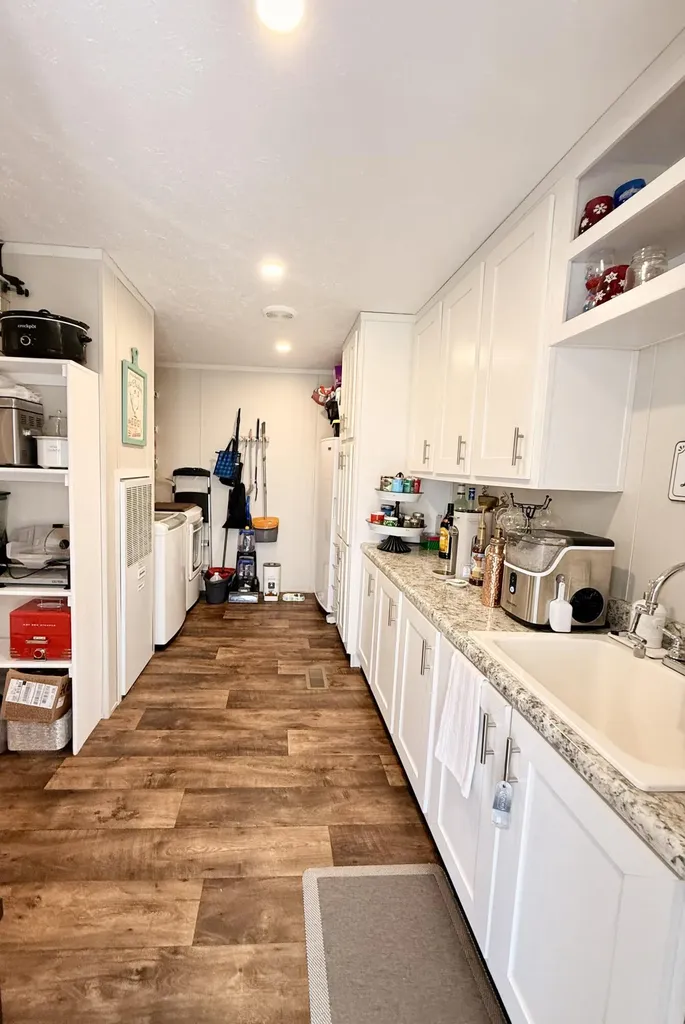 7241 Ky-49 Liberty KY 42539
