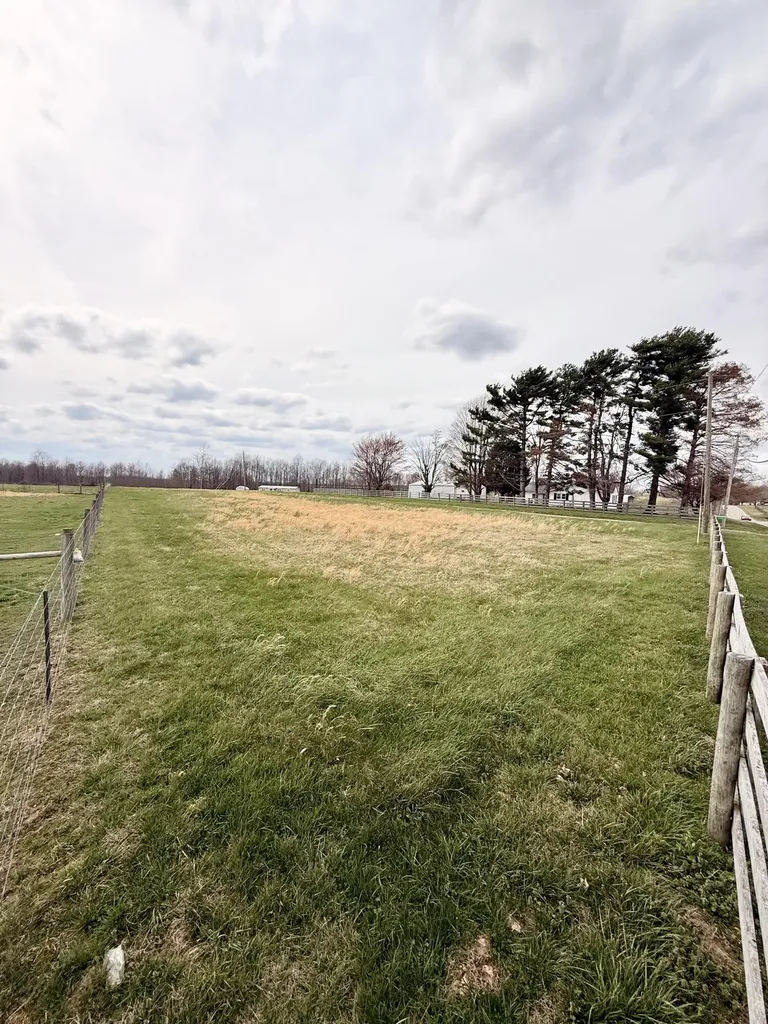 7241 Ky-49 Liberty KY 42539