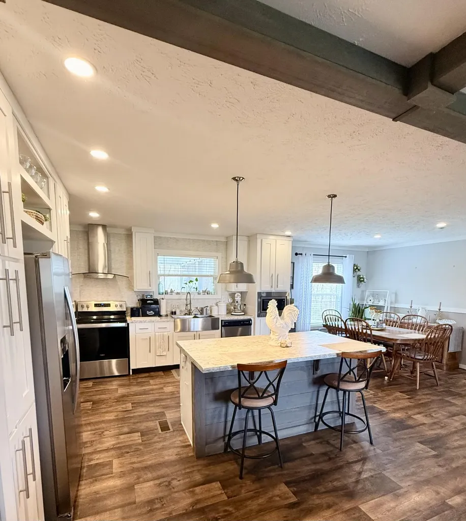 7241 Ky-49 Liberty KY 42539