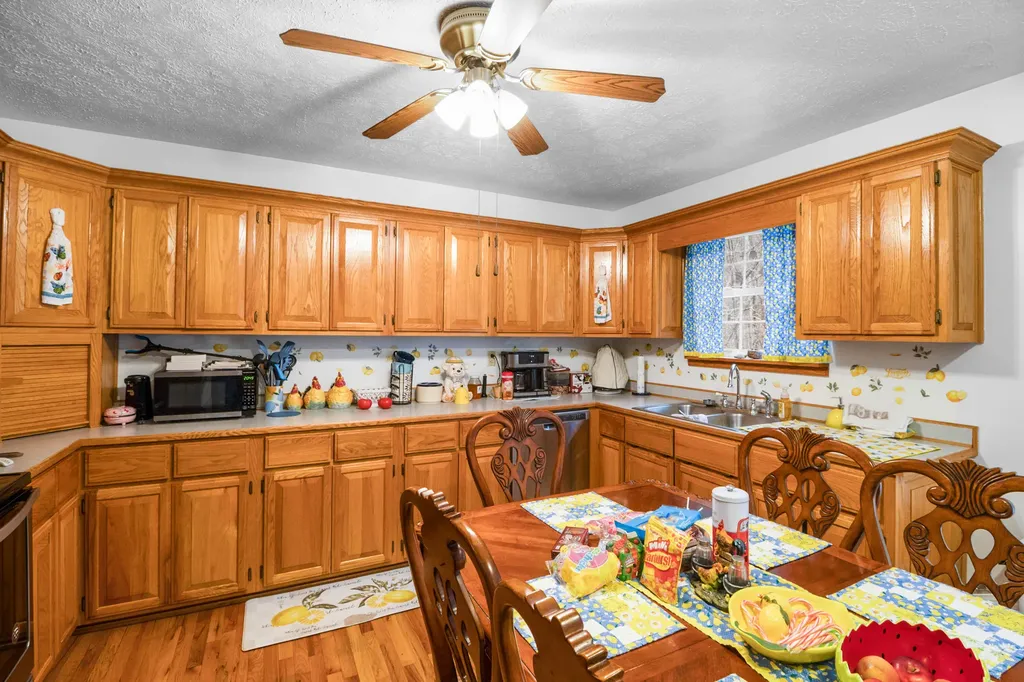 1291 Polls Creek Road Smilax KY 41764