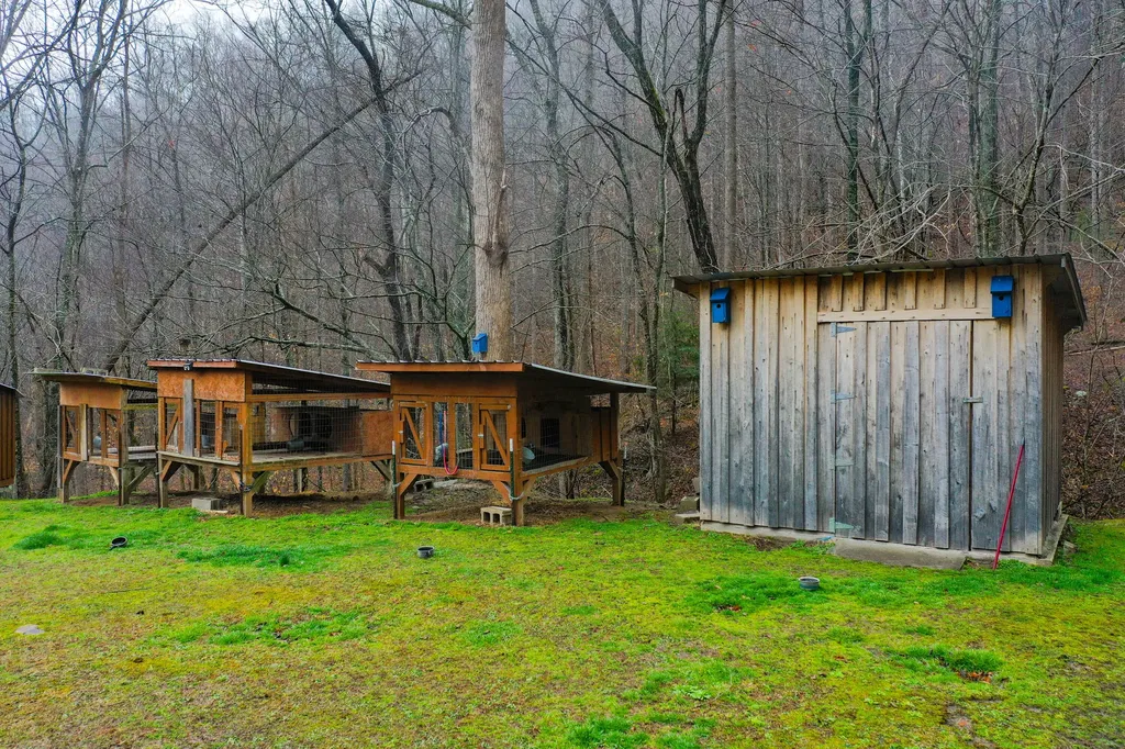 1291 Polls Creek Road Smilax KY 41764