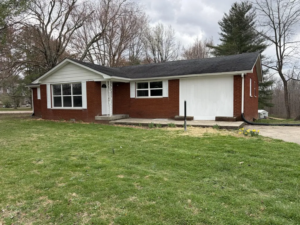 8105 Barbourville Road London KY 40744