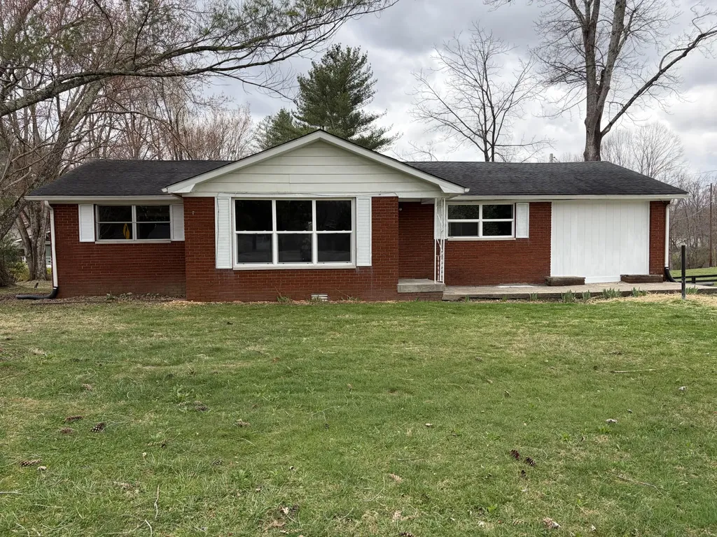 8105 Barbourville Road London KY 40744