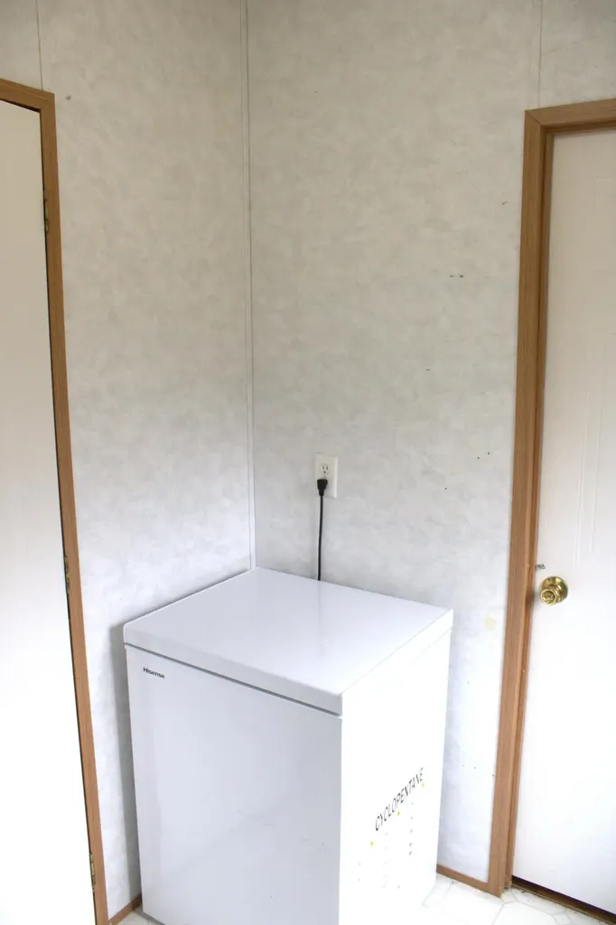 2864 Scrubgrass Road Gravel Switch KY 40328