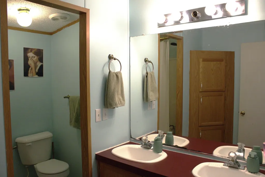 2864 Scrubgrass Road Gravel Switch KY 40328