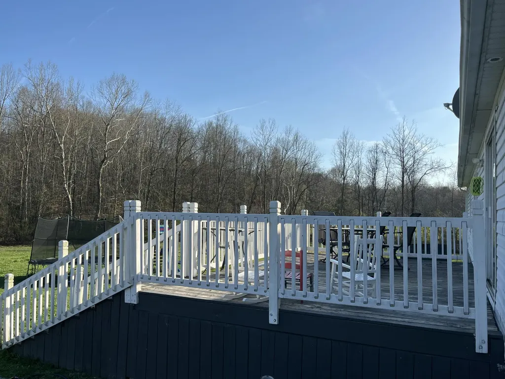2864 Scrubgrass Road Gravel Switch KY 40328