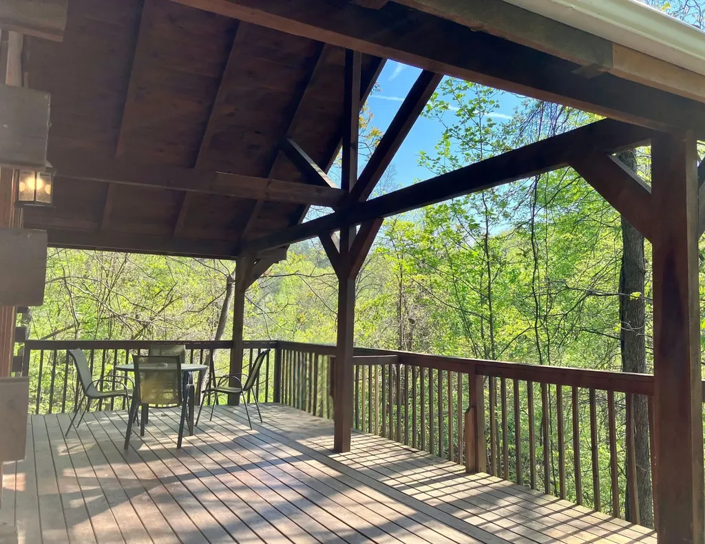 601 Twin Arch Road Stanton KY 40380