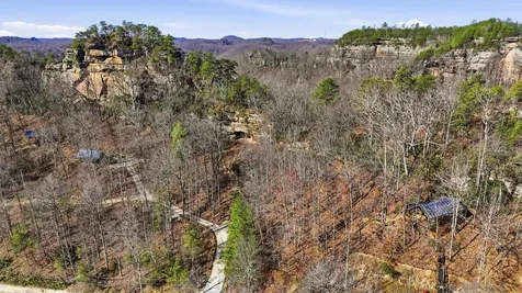 601 Twin Arch Road Stanton KY 40380