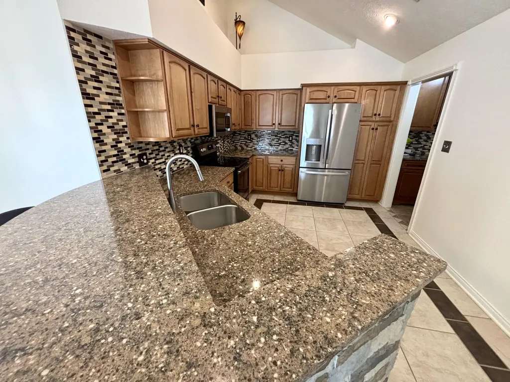 433 Deer Lake Place Bronston KY 42518