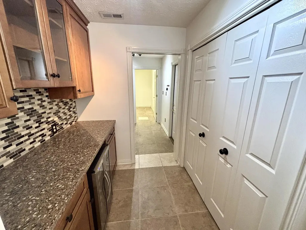 433 Deer Lake Place Bronston KY 42518