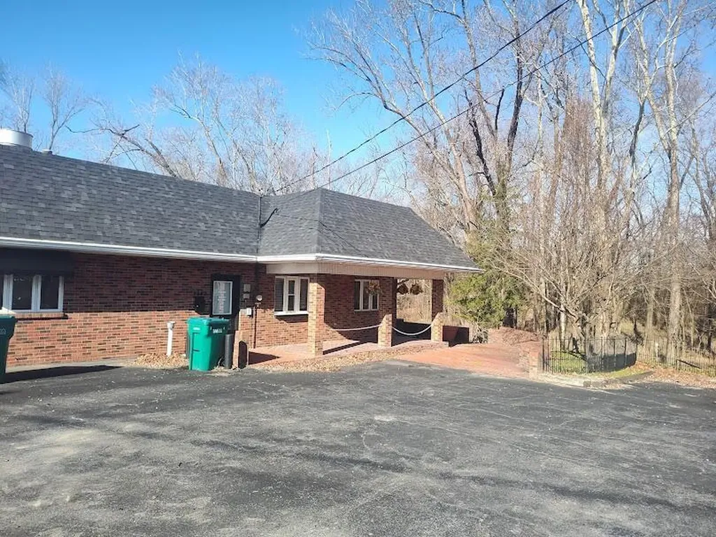 9362 Us-60 Salt Lick KY 40371