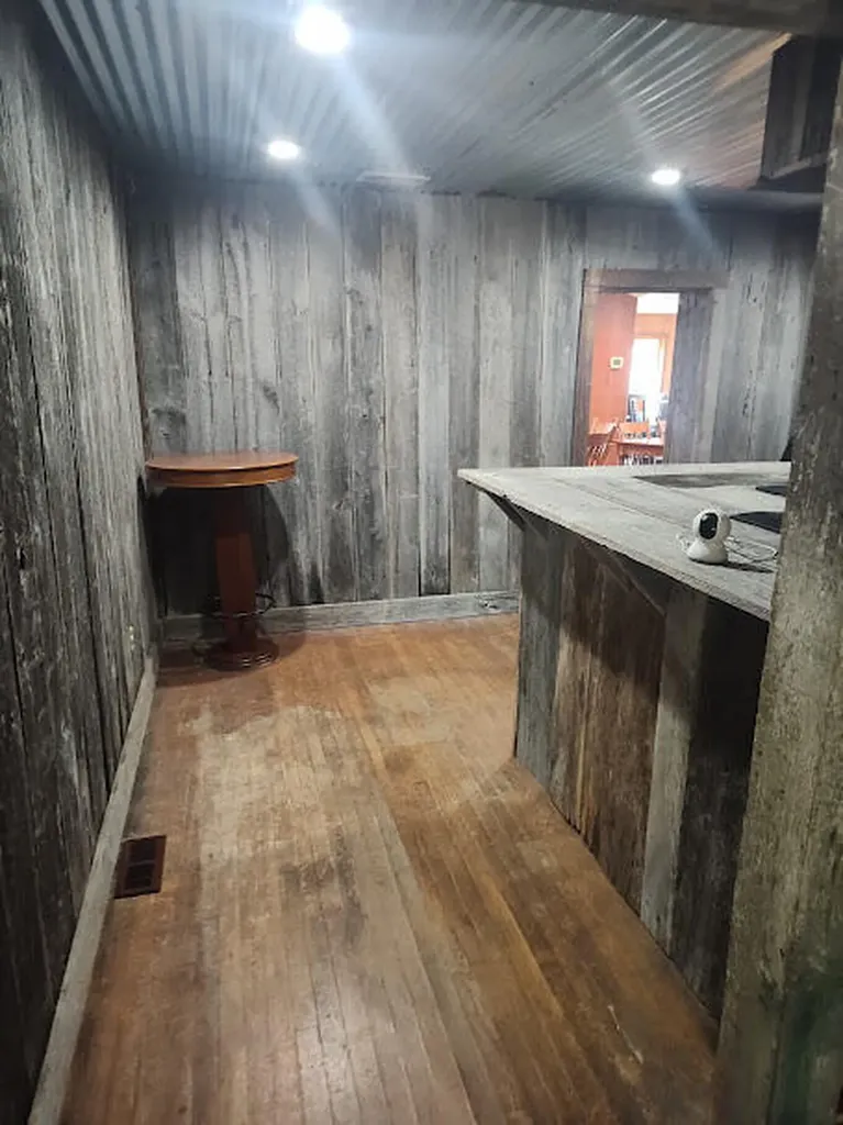 9362 Us-60 Salt Lick KY 40371