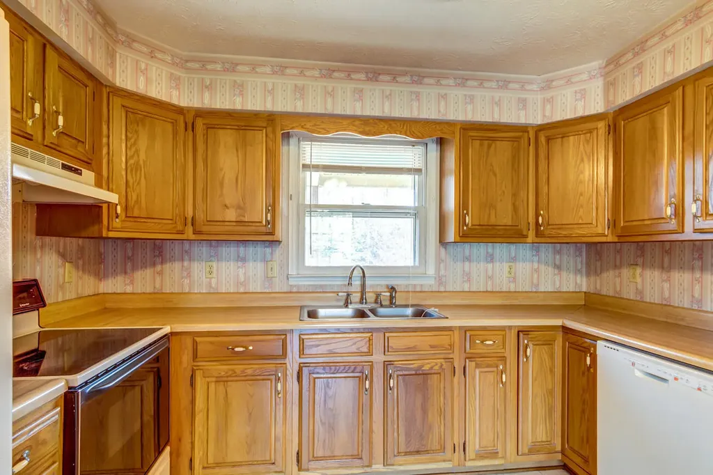1433 Gravel Lick Branch Road Waco KY 40385