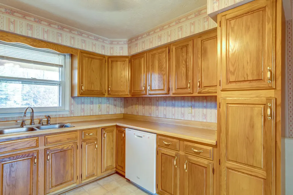 1433 Gravel Lick Branch Road Waco KY 40385