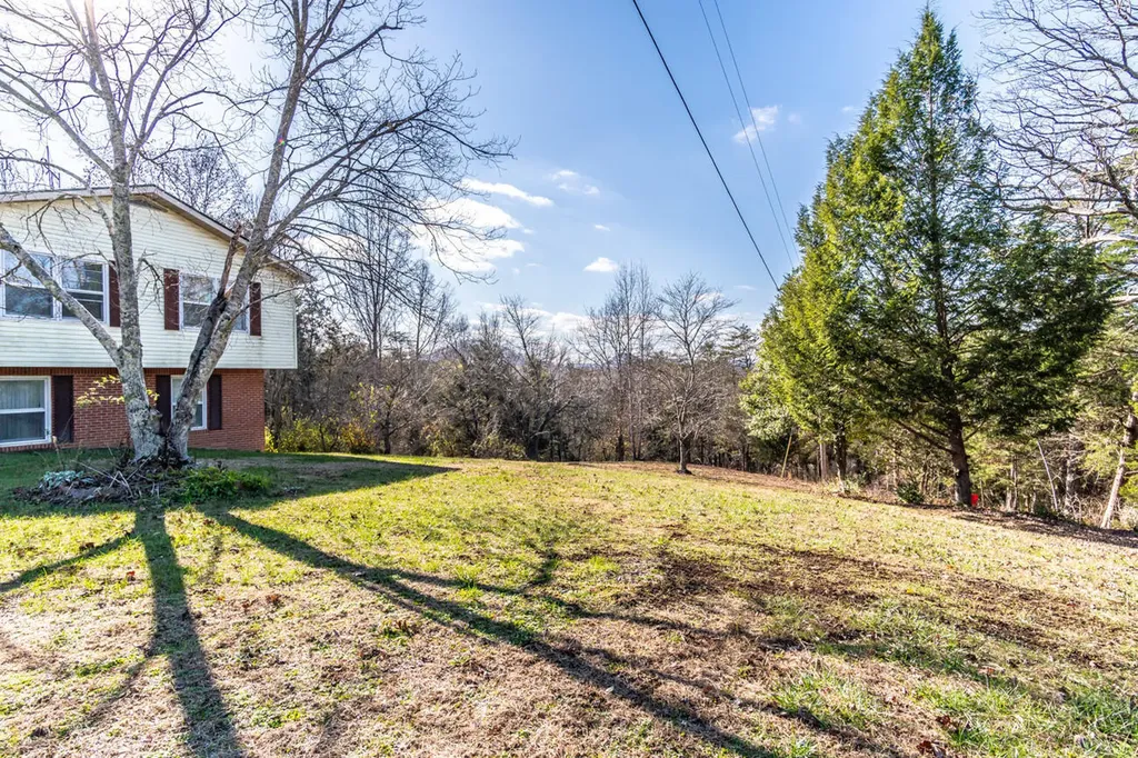 1433 Gravel Lick Branch Road Waco KY 40385