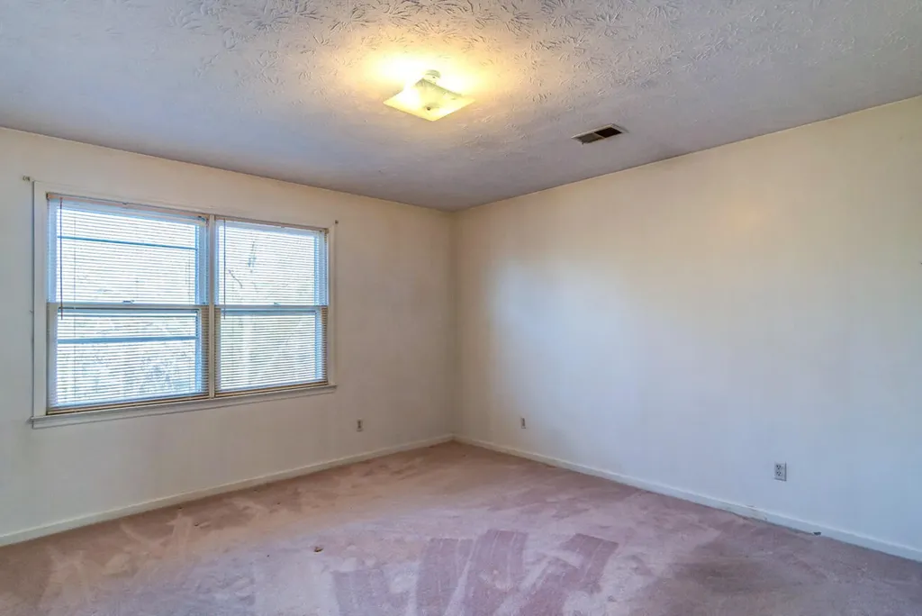 1433 Gravel Lick Branch Road Waco KY 40385