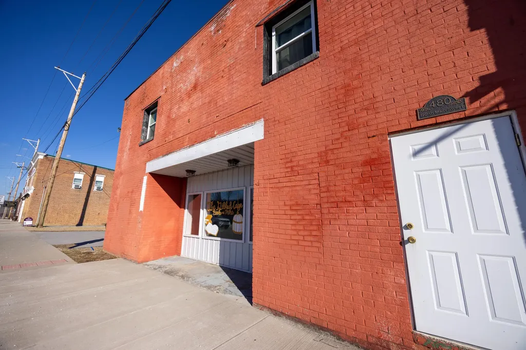 480 N Main Street Stanton KY 40380