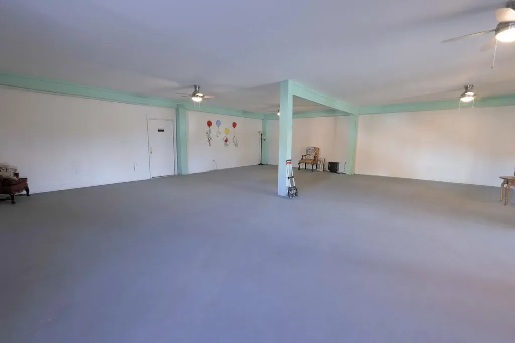 480 N Main Street Stanton KY 40380