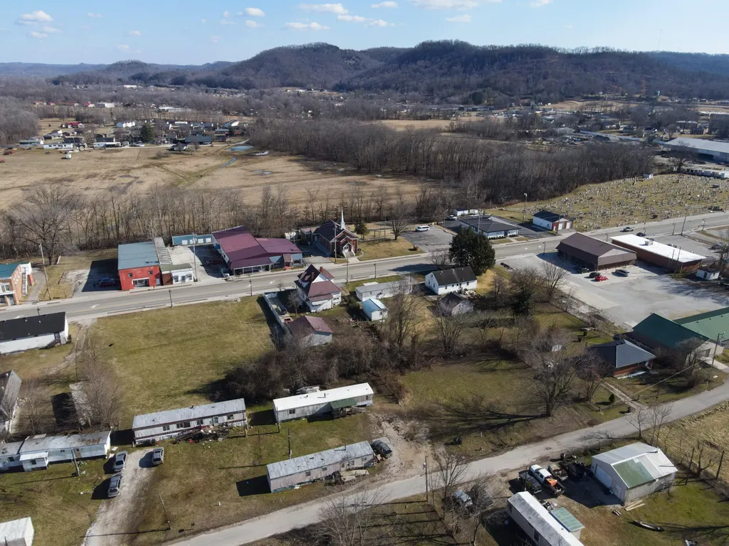 480 N Main Street Stanton KY 40380