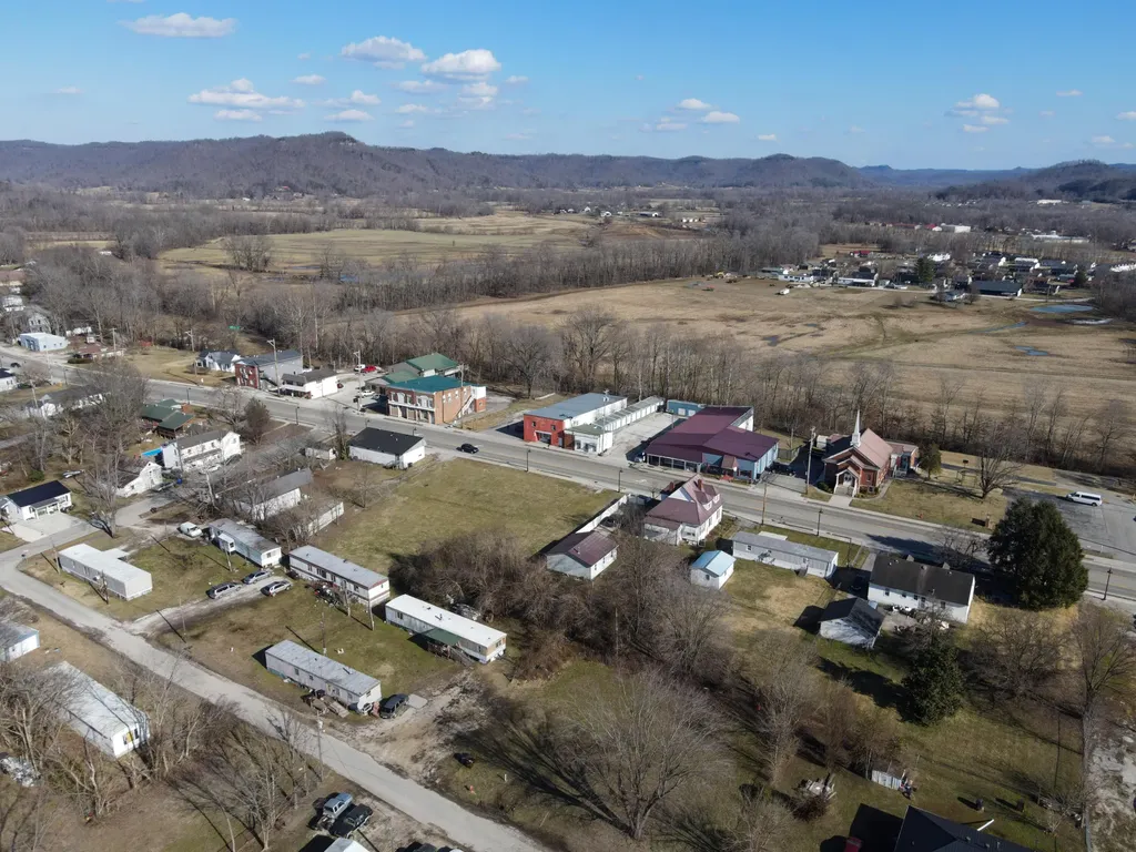 480 N Main Street Stanton KY 40380