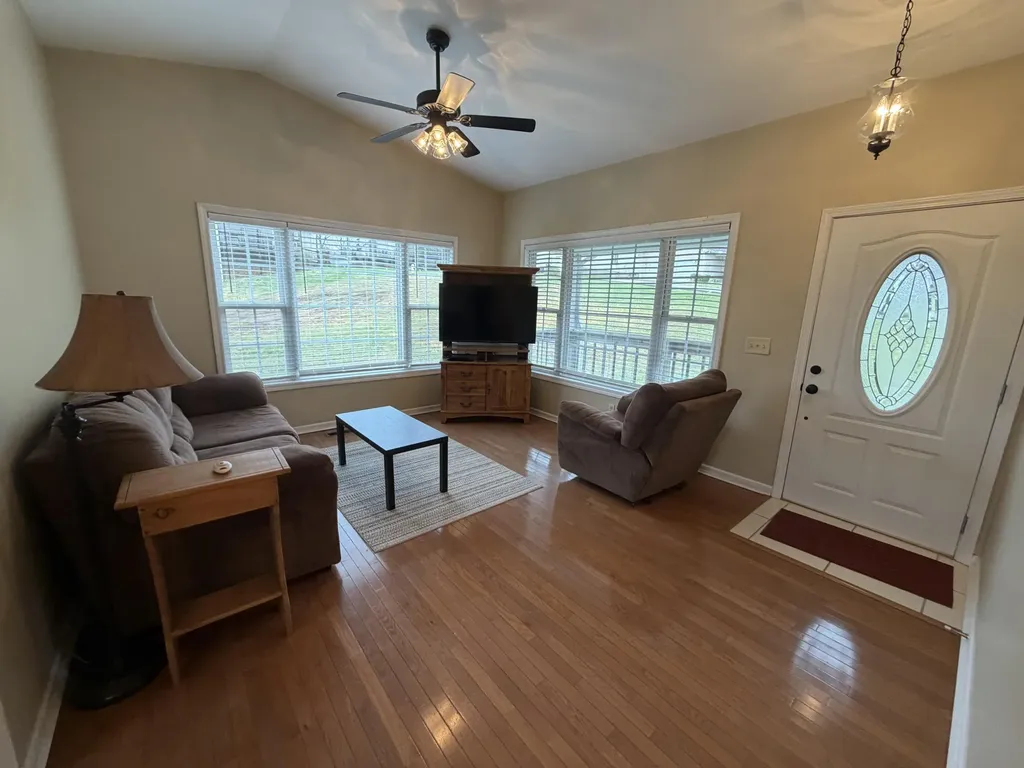 49 Creekside Lane Corbin KY 40701