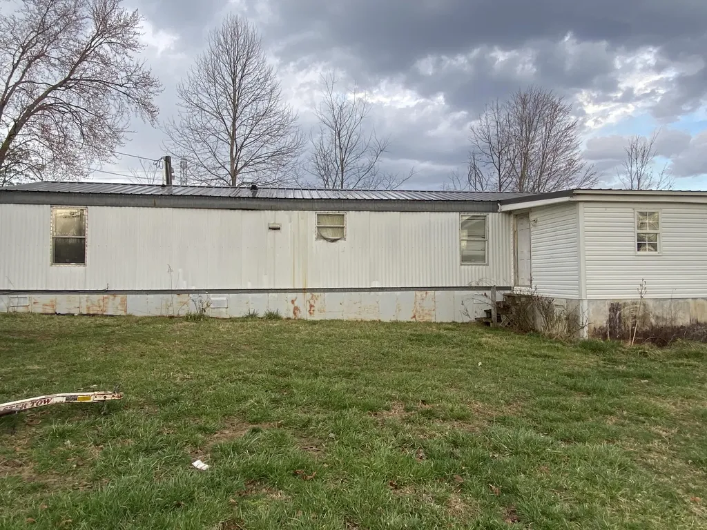 159 And 163 Peggy Lane Corbin KY 40701