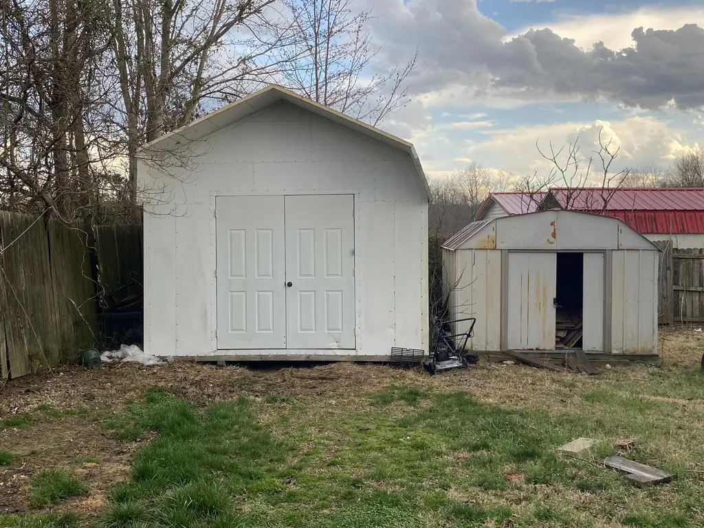 159 And 163 Peggy Lane Corbin KY 40701
