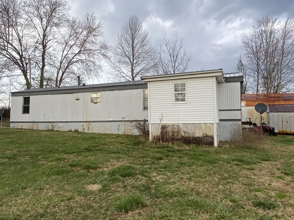 159 And 163 Peggy Lane Corbin KY 40701